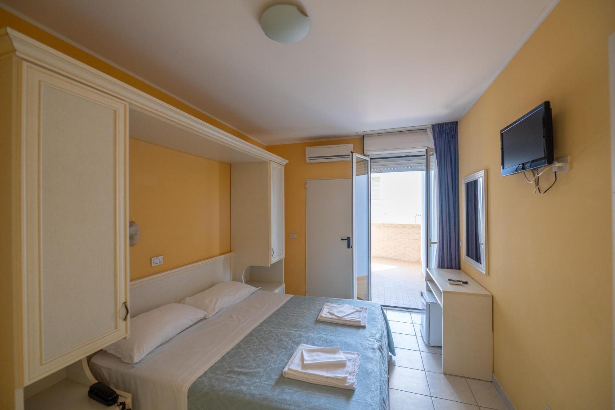 Di Matteo Hotel Roseto Degli Abruzzi Zewnętrze zdjęcie